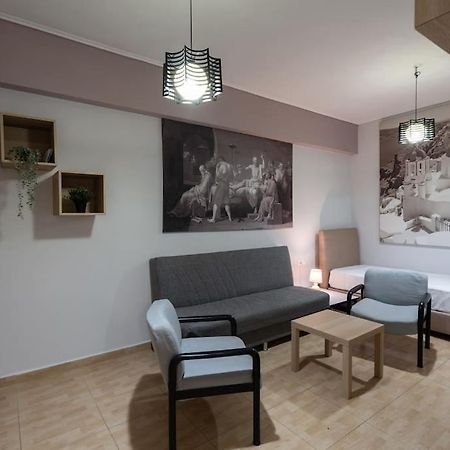 Metaxourgio 2Nd Floor Apartment เอเธนส์ ภายนอก รูปภาพ