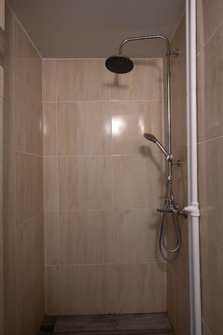 Metaxourgio 2Nd Floor Apartment เอเธนส์ ภายนอก รูปภาพ